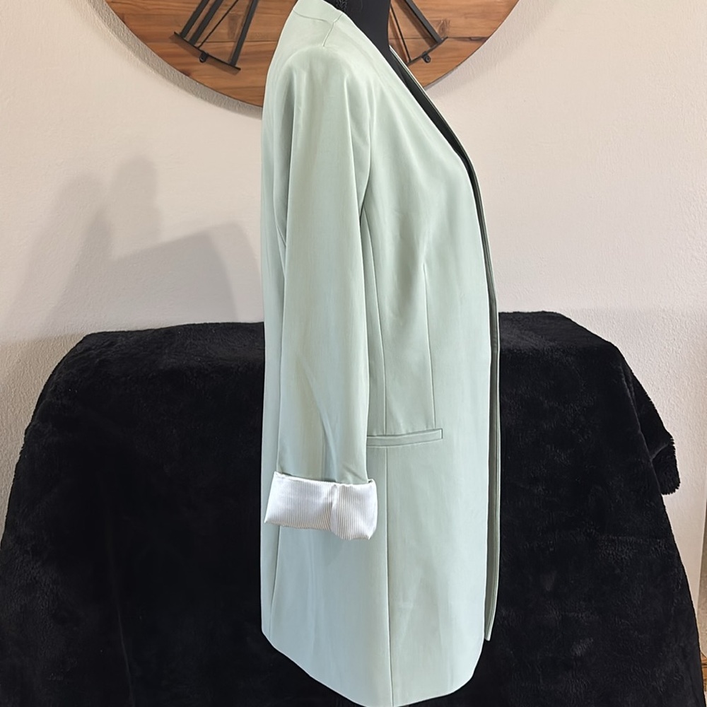 Calvin Klein Jade Stone Blazer - Picture 2 of 11